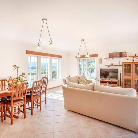 Casa Da Encosta * Nazaré